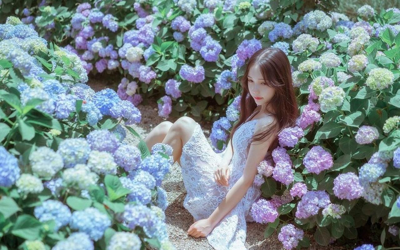 重庆一小镇现“刀片民宿”  最窄处仅56厘米